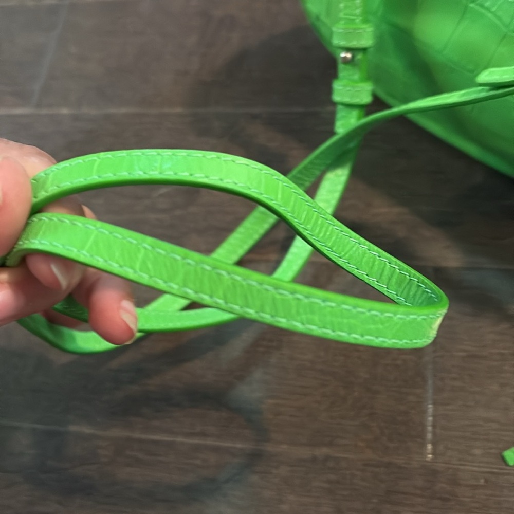Balenciaga Le Cagole Mini Bag in Acid Green - Picture 11 of 16